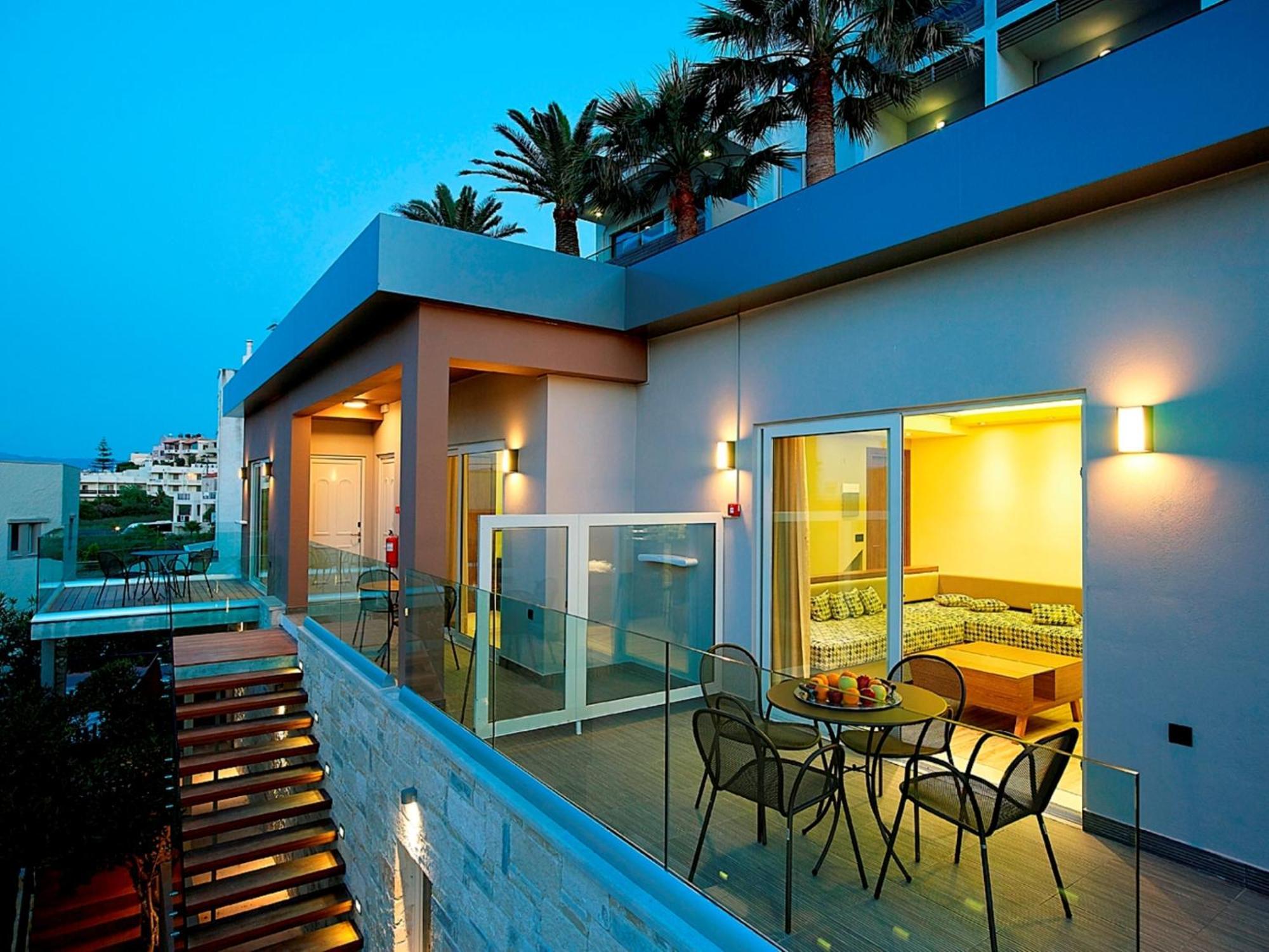 Elotis Suites (Adults Only) Agia Marina Habitación foto